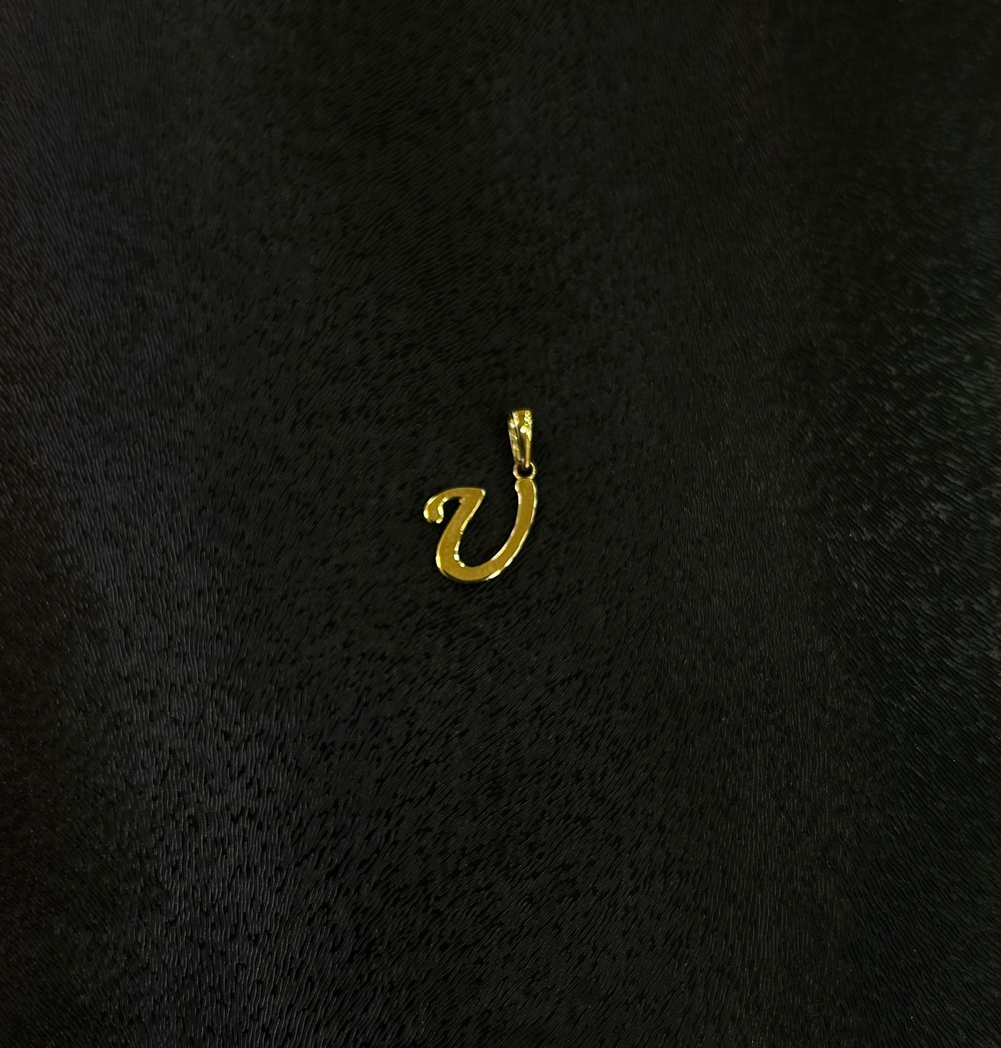 Eleganter Buchstaben Anhänger „U“ aus echtem 585 Gold (14 Karat)