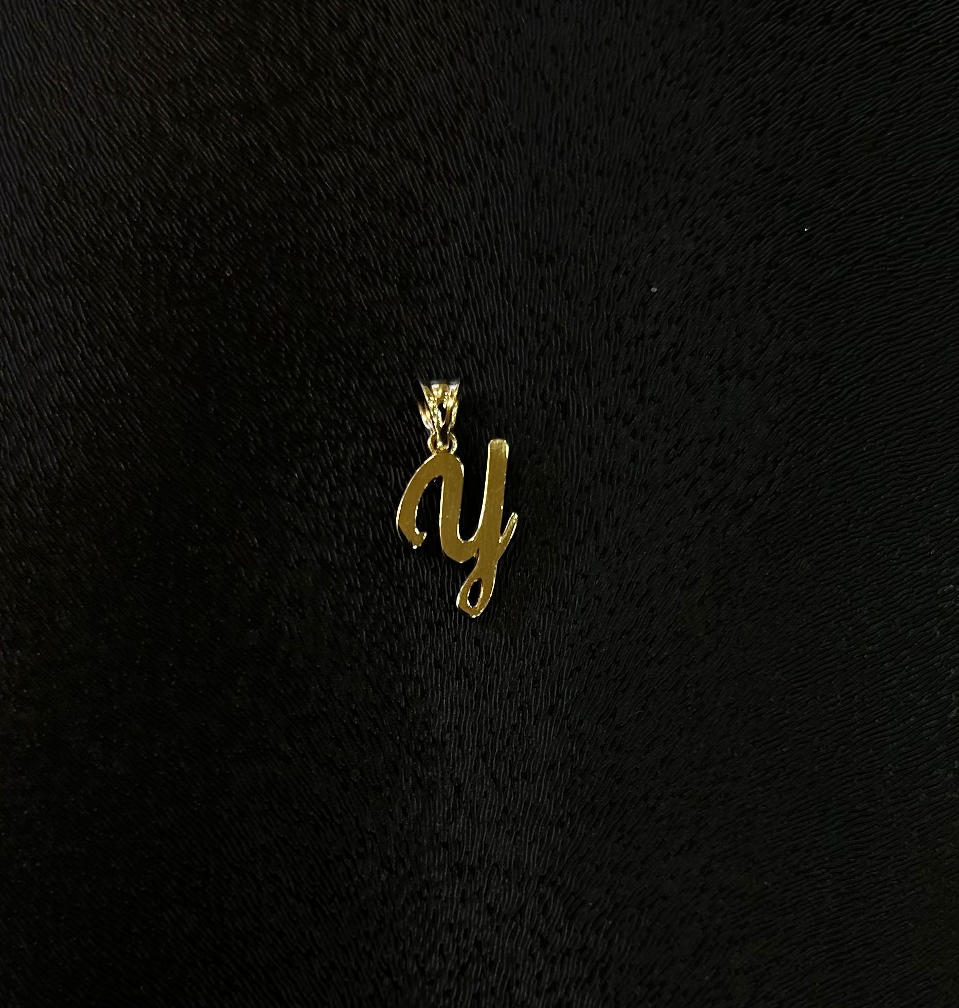 Buchstaben Anhänger Y aus 585 Gold im handschriftlichen Design
